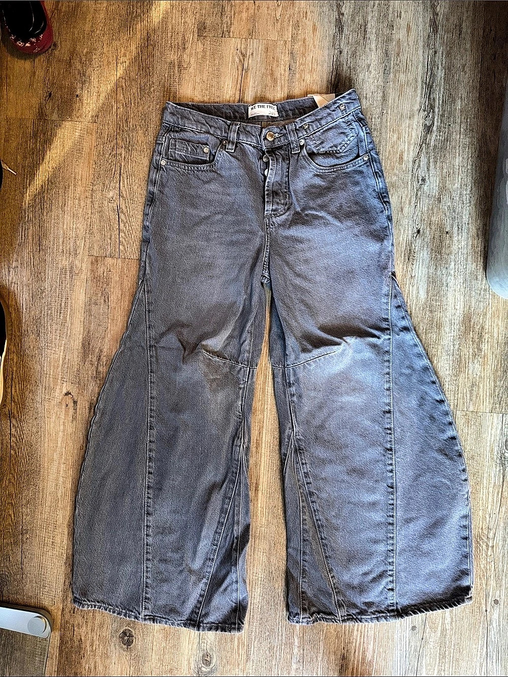 We The Free Barrel, 76Wide Leg Jeans in Gray Waist 26 Short
